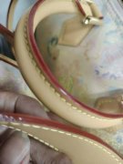 寻求专业油边工厂，油真皮透明红边油的，质量要求高。有意者请联